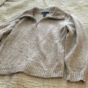 Grey quarter-zip sweatshirt